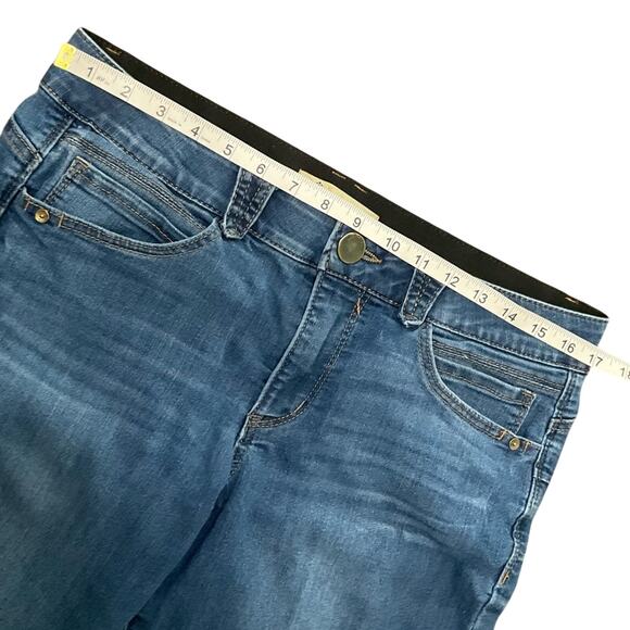 Democracy Ab Solution Classic Blue Women's Crop Jeans Size 12 - Picture 4 of 8